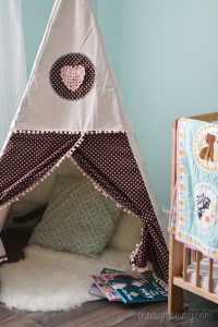 Teepee-Reading-Play-Tent-by-The-DIY-Mommy-3     